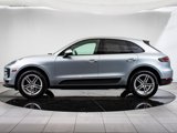 Certified 2021 Porsche Macan image 2