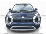 New 2025 Mitsubishi Outlander SEL image 2