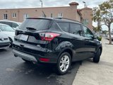 Used 2018 Ford Escape SE w/ SE Sync 3 Package image 3