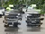New 2025 Jeep Grand Cherokee Summit image 3