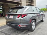 Used 2023 Hyundai Tucson SE image 3
