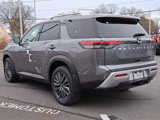New 2025 Nissan Pathfinder SL w/ SL Premium Package image 3