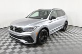 Certified 2023 Volkswagen Tiguan SE R-Line image 2