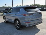 New 2025 Mitsubishi Outlander SE image 5