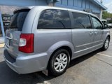 Used 2014 Chrysler Town & Country Touring w/ Driver Convenience Group image 5