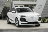 New 2025 Audi Q6 e-tron Premium Plus image 2