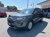 Used 2018 Ford Explorer XLT image 3