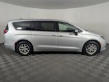 Used 2023 Chrysler Voyager LX image 4
