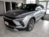 Used 2025 Chevrolet Blazer LT image 3