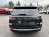 Used 2023 Jeep Grand Cherokee Limited image 4