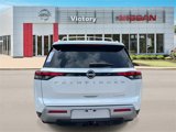 New 2025 Nissan Pathfinder Platinum image 4