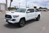 Used 2018 Toyota Tacoma TRD Sport image 4