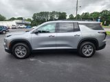New 2025 Chevrolet Traverse LT image 2