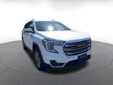 Used 2024 GMC Terrain SLT image 3