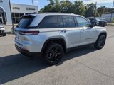 New 2025 Jeep Grand Cherokee Altitude image 4