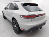 Certified 2025 Porsche Macan image 3
