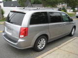 Used 2019 Dodge Grand Caravan SXT image 5