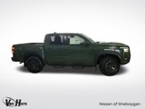 New 2025 Nissan Frontier PRO-4X image 2