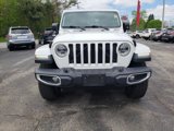 Used 2020 Jeep Gladiator Overland image 2