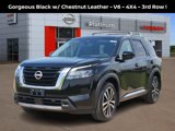 New 2025 Nissan Pathfinder Platinum image 2