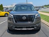 Used 2024 Nissan Pathfinder SL w/ SL Premium Package image 2