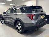 Used 2023 Ford Explorer ST-Line image 5