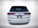 New 2025 Mitsubishi Outlander SE image 4