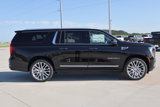 New 2025 GMC Yukon XL Denali w/ Denali Reserve Package image 3