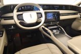 Used 2024 Lincoln Nautilus Premier image 2