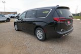 New 2026 Chrysler Pacifica Select image 6