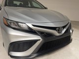 Used 2024 Toyota Camry SE image 5