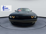 Used 2019 Dodge Challenger SXT image 2