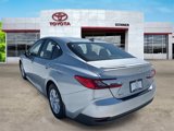 New 2025 Toyota Camry Hybrid image 3
