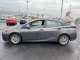 Used 2020 Toyota Prius LE image 2