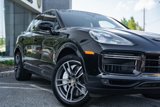 Used 2022 Porsche Cayenne Turbo image 3