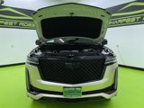 Used 2023 Cadillac Escalade Premium Luxury w/ Performance Package image 4
