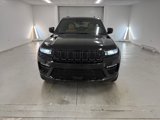 New 2025 Jeep Grand Cherokee Summit image 2