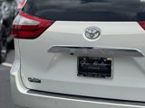 Used 2019 Toyota Sienna Limited w/ Phone Cable & Charge Package image 5