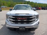 New 2026 GMC Sierra 1500 SLE image 2