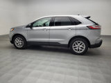 Used 2023 Ford Edge SEL image 3