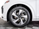 New 2025 Audi Q6 e-tron Prestige image 4