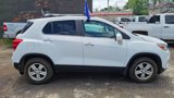 Used 2020 Chevrolet Trax LT w/ LT Convenience Package image 5