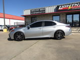 Used 2021 Toyota Camry SE w/ Carpet Mat Package (TMS) image 2