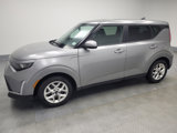 Used 2023 Kia Soul LX w/ LX Technology Package image 2