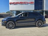 Certified 2023 Porsche Macan Turbo image 2
