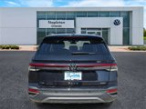 New 2025 Volkswagen Taos SE image 5