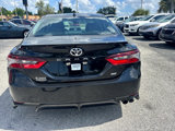 Used 2022 Toyota Camry SE image 5