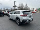 Used 2021 Nissan Rogue SV image 5