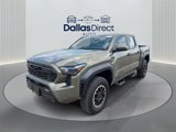 Used 2025 Toyota Tacoma TRD Off-Road image 2
