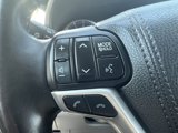 Used 2017 Toyota Highlander LE image 4